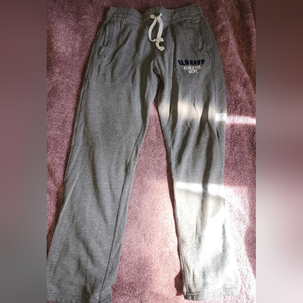 Old Navy Grey Sweatpants - Medium